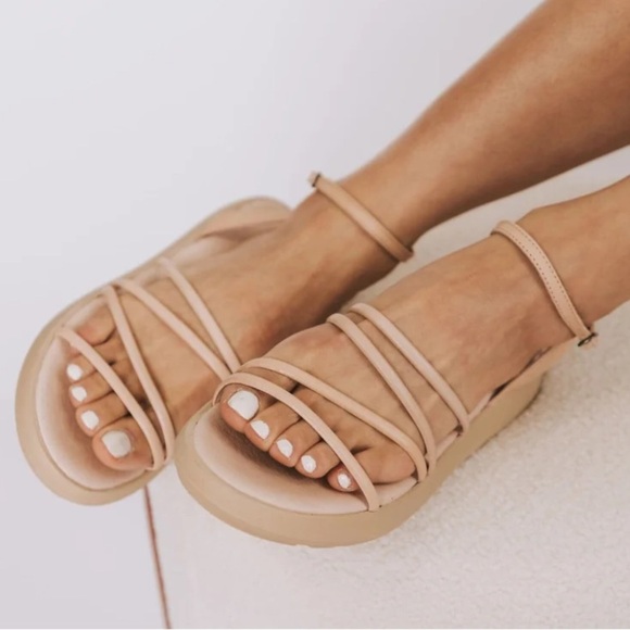 NWB Free People Vivienne Leather Strappy Platform Sandal Coral Sand Size 38 - Picture 2 of 10